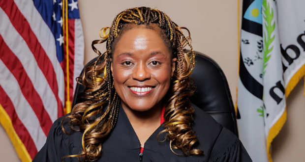 Yvette Henderson headshot